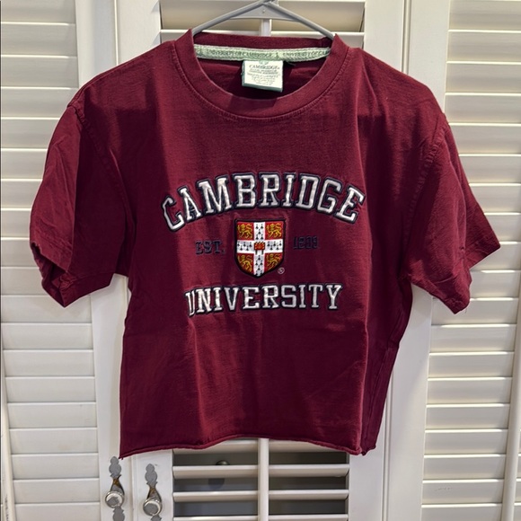 Tops - Cambridge University Maroon T-Shirt